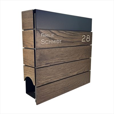 Dunkel gebeizter Holzbriefkasten mit Zeitungsfach