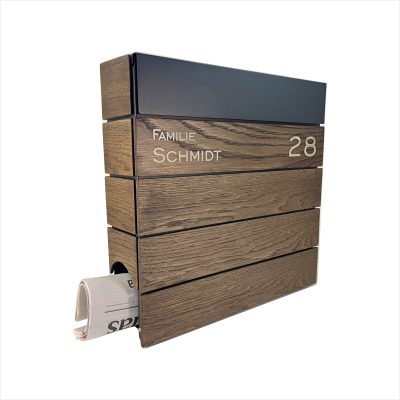 Moderner Holzbriefkasten aus dunkel gebeizter Eiche